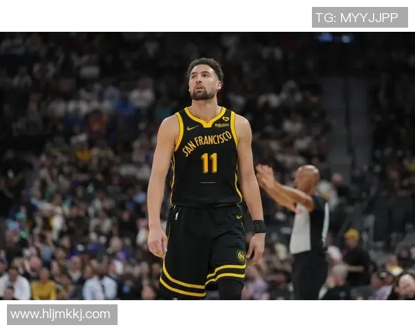 克莱汤普森:勇士队的三分神射手与篮球传奇的成长之路